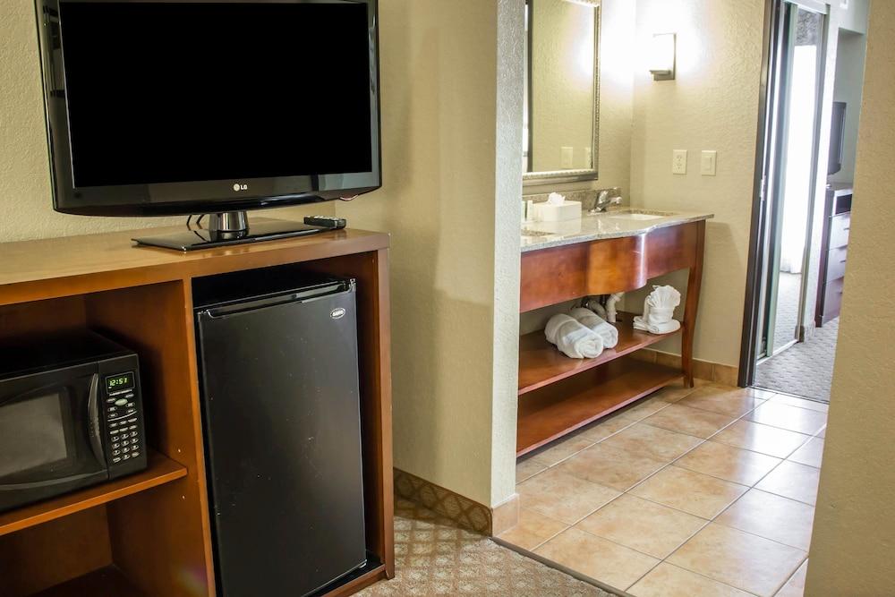 Comfort Suites Near Seaworld San Antonio Exterior foto